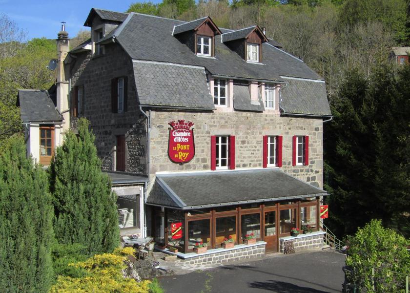 Auvergne-Rhône-Alpes Besse-et-Saint-Anastaise Entrance