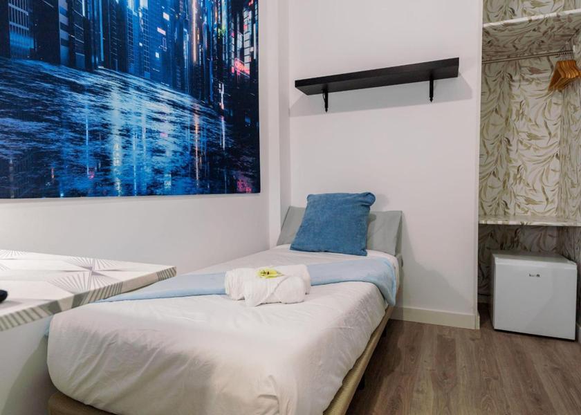 Canary Islands Santa Cruz de Tenerife Small Single Room