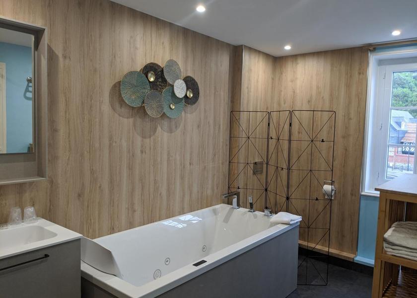 Normandy Etretat Hot tub