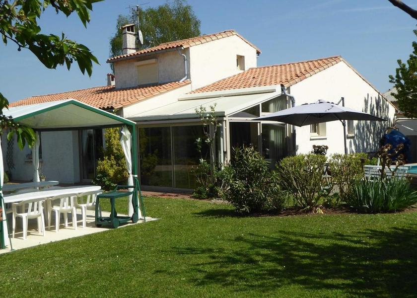 Nouvelle-Aquitaine Jonzac Garden