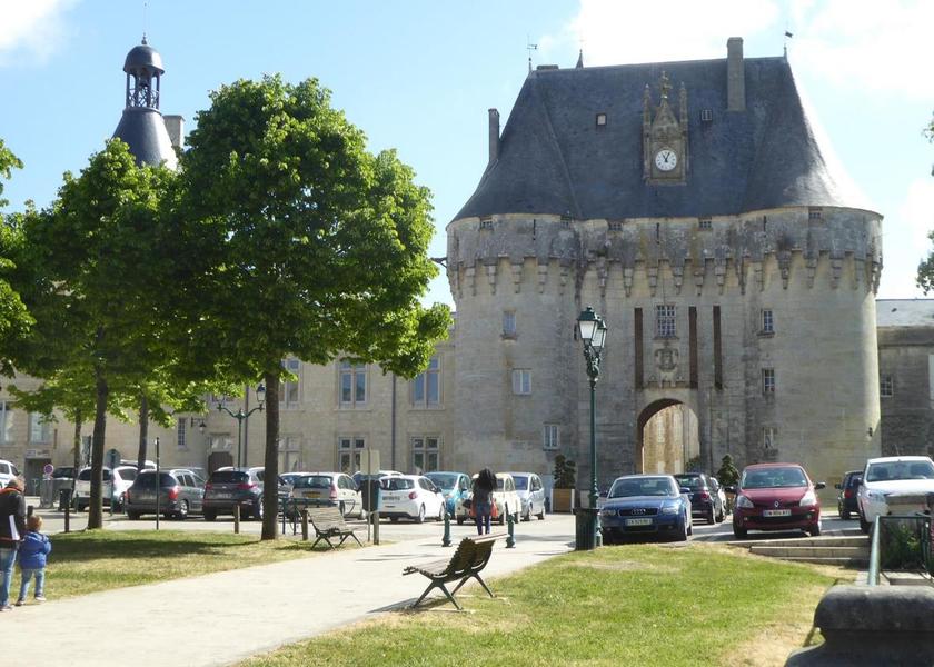 Nouvelle-Aquitaine Jonzac Nearby attraction