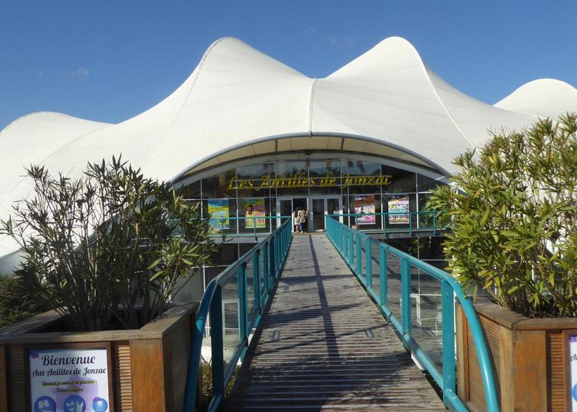 Nouvelle-Aquitaine Jonzac Water park