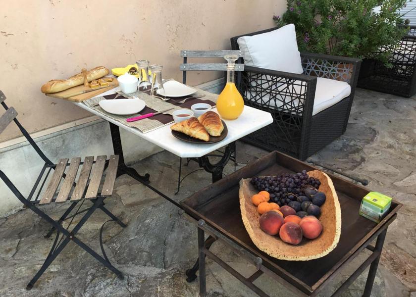 Provence-Alpes-Côte d'Azur Mouries Food and beverages