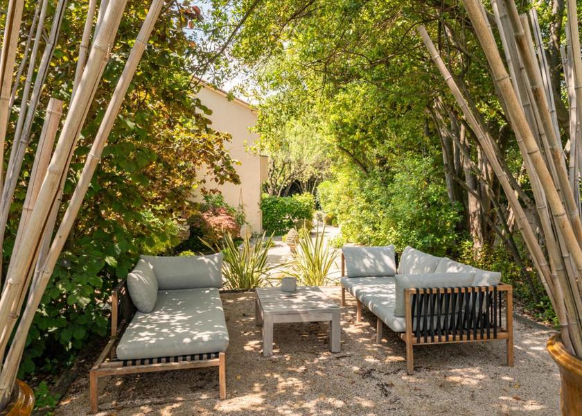 Provence-Alpes-Côte d'Azur St.-Rémy-de-Provence Garden