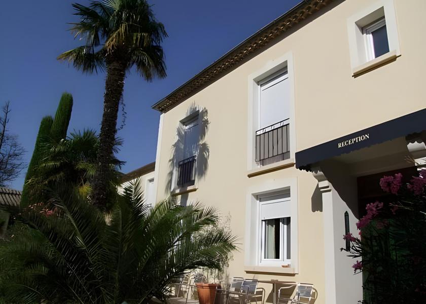 Provence-Alpes-Côte d'Azur St.-Rémy-de-Provence Exterior view