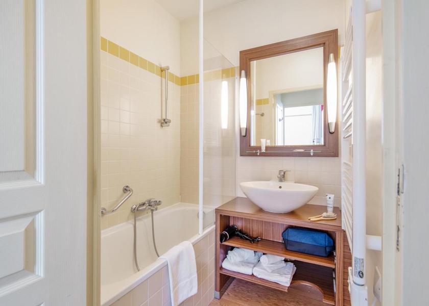 Centre-Loire Valley Loches One-Bedroom Apartment (4 people)