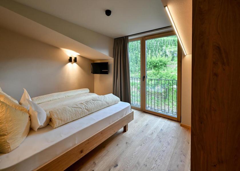 Trentino-Alto Adige Lagundo Two-Bedroom Apartment with View