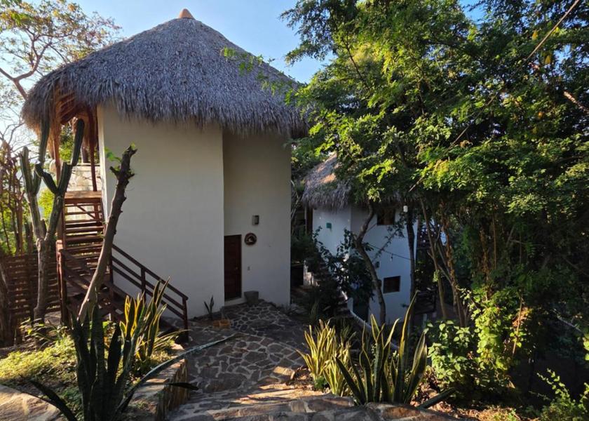 Oaxaca Santa María Tonameca Hotel Exterior