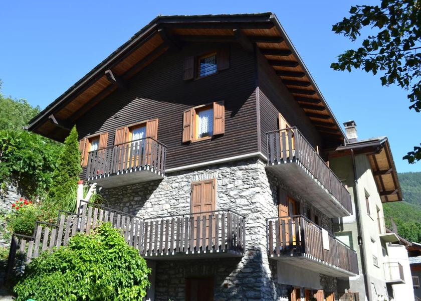 Valle d'Aosta Antey-Saint-Andre Entrance