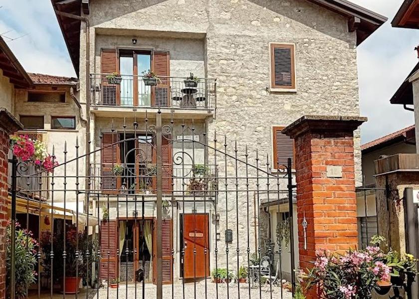 Lombardy Albavilla Exterior view