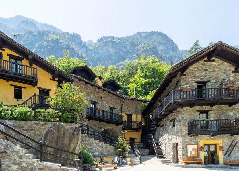 Valle d'Aosta Antey-Saint-Andre Exterior view