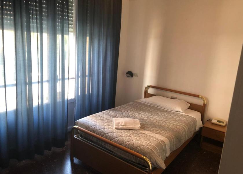 Liguria Savona Standard Single Room