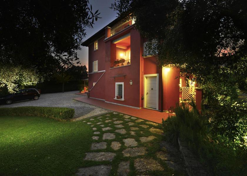 Tuscany Seravezza Garden
