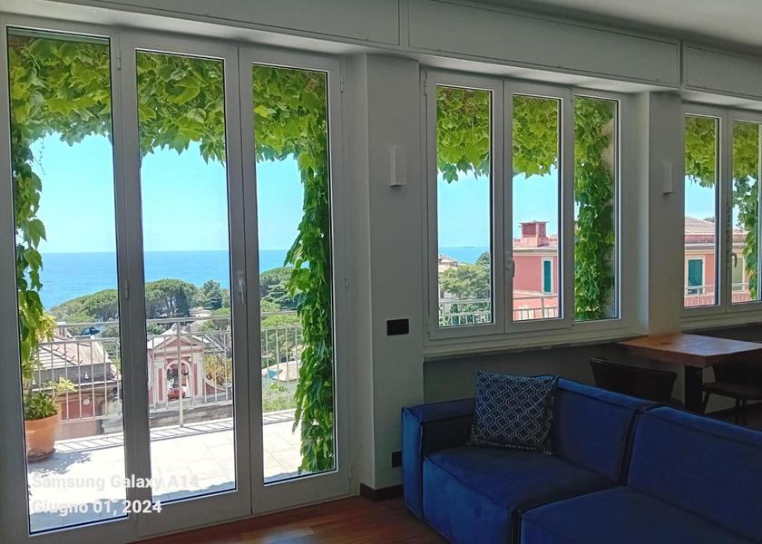 Liguria Pieve Ligure Shared lounge/TV area