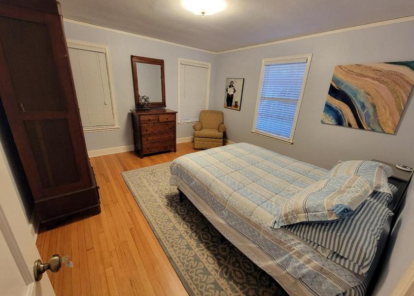 Mississippi Holly Springs Two-Bedroom Cottage