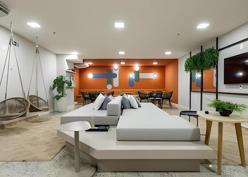 Shared lounge/TV area