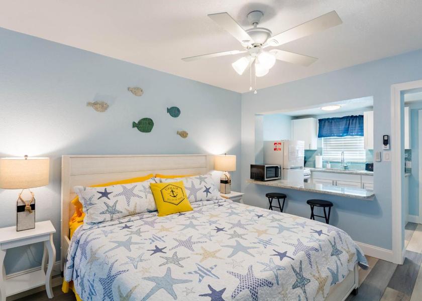 Florida St. Pete Beach Deluxe King Studio