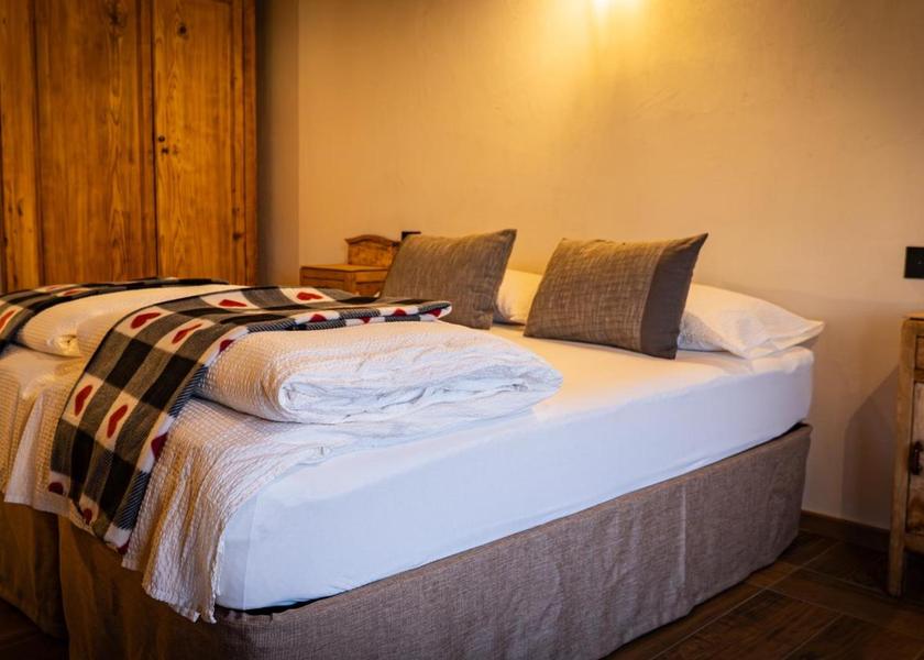 Valle d'Aosta Saint-Vincent Large Double Room