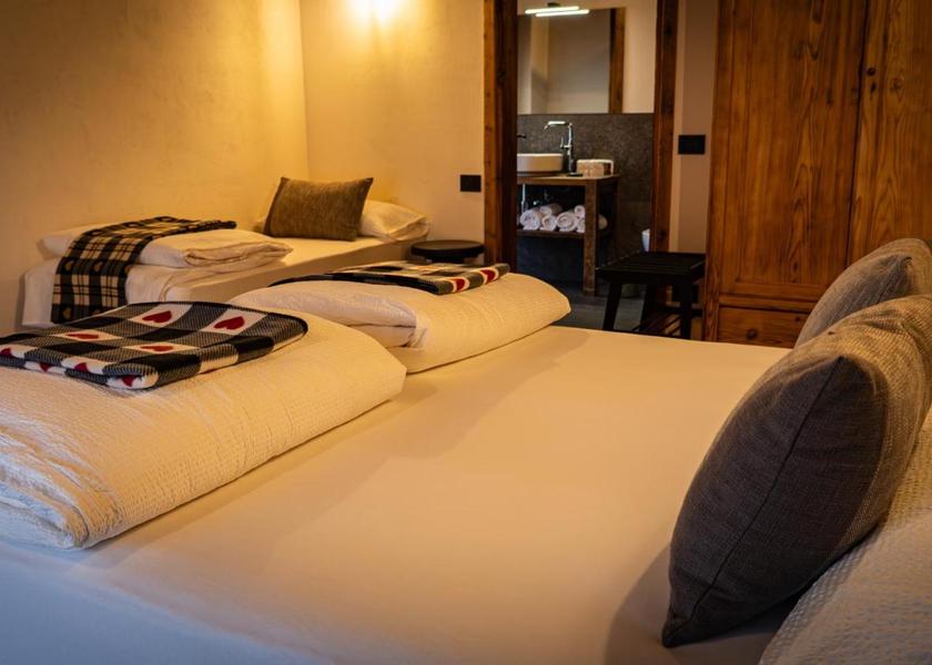 Valle d'Aosta Saint-Vincent Large Double Room