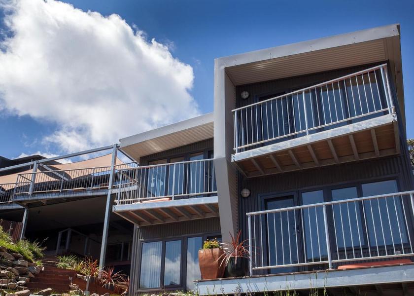 Victoria Hotham Heights Exterior view