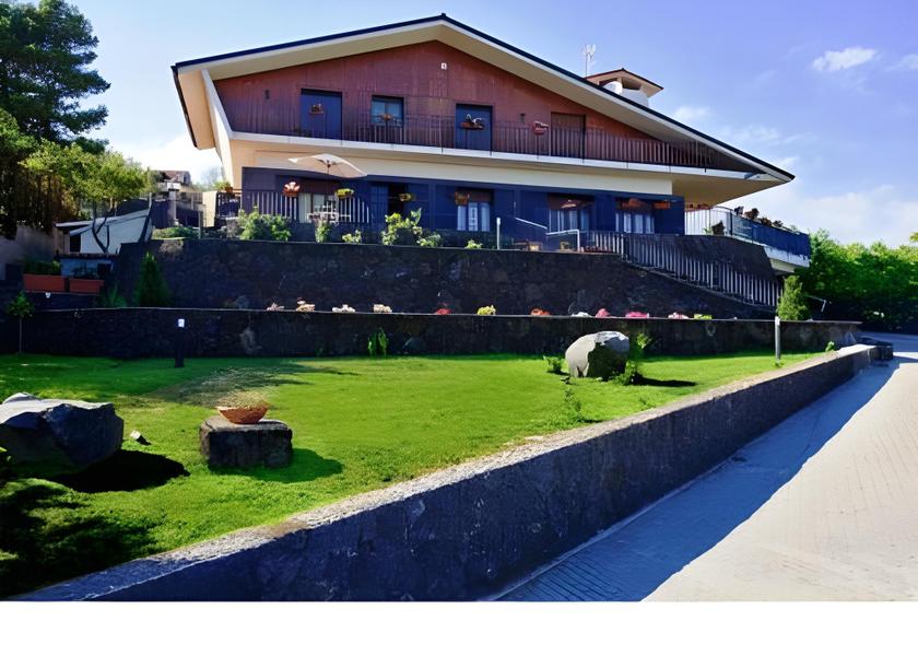 Sicily Nicolosi Exterior view