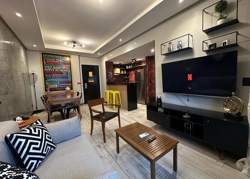 Shared lounge/TV area