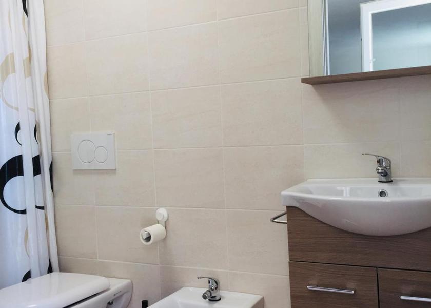 Emilia-Romagna Loiano Bathroom