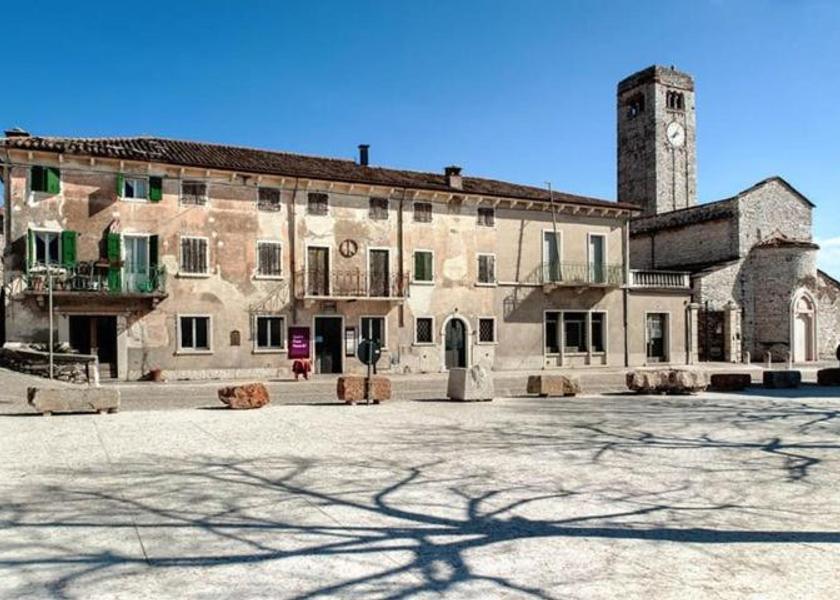 Veneto Sant'Ambrogio di Valpolicella Surrounding environment