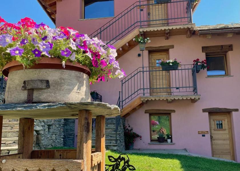 Valle d'Aosta Saint-Nicolas Exterior view