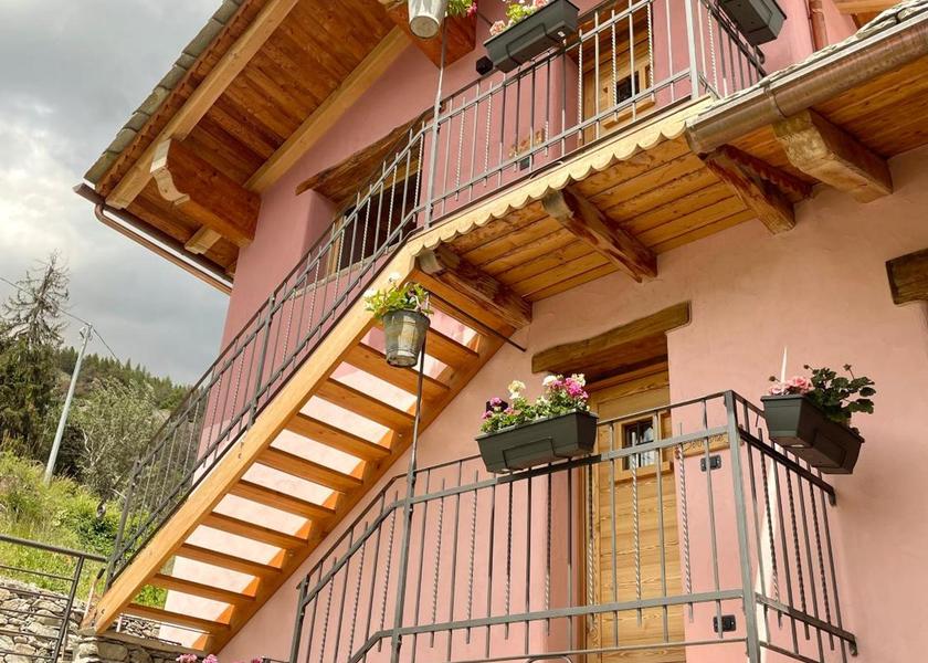 Valle d'Aosta Saint-Nicolas Exterior view