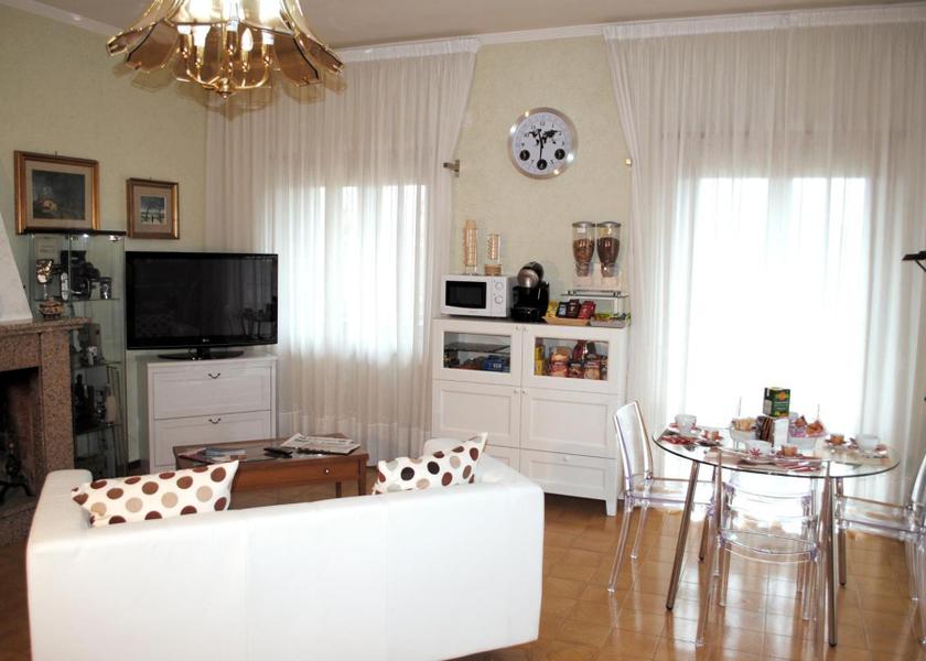 Lazio Rieti Shared lounge/TV area