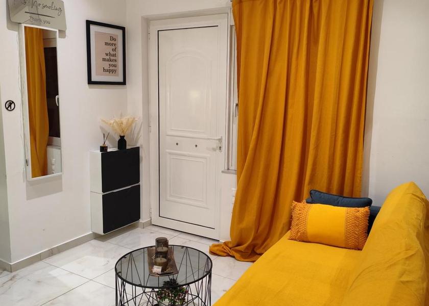 Attica Nikaia-Agios Ioannis Rentis Apartment - Ground Floor