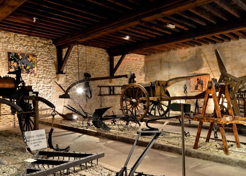 Nouvelle-Aquitaine Moulis-en-Medoc Facilities