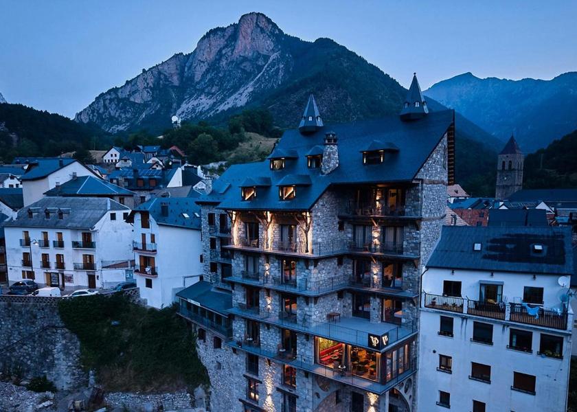 Aragon Bielsa Exterior view