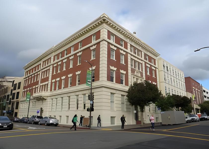 California Berkeley Entrance