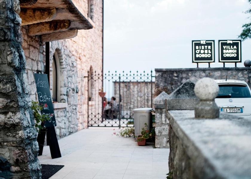 Veneto Sant'Ambrogio di Valpolicella Entrance