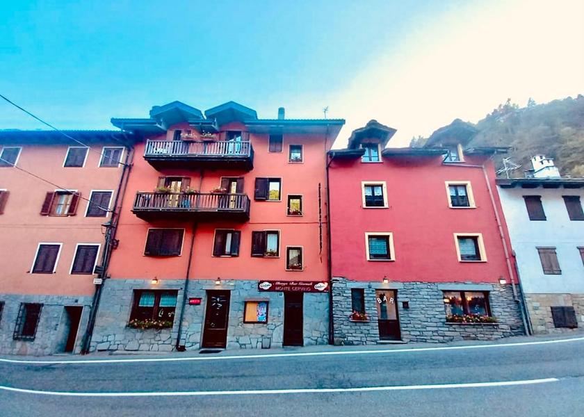 Valle d'Aosta Antey-Saint-Andre Exterior view
