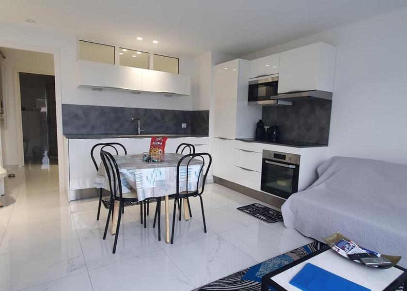 Provence-Alpes-Côte d'Azur Vallauris Food & Dining