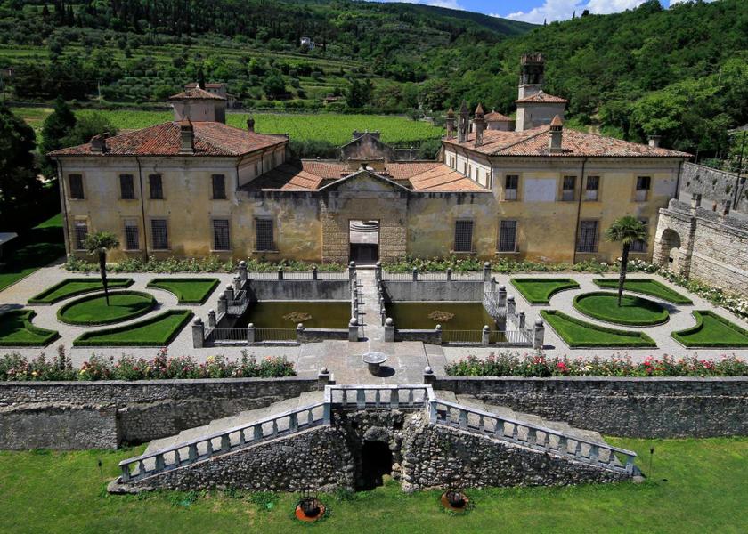 Veneto Fumane Exterior view