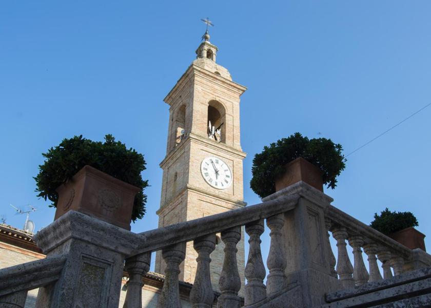 Marche Montecosaro Nearby attraction