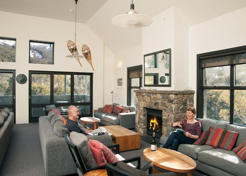 Shared lounge/TV area