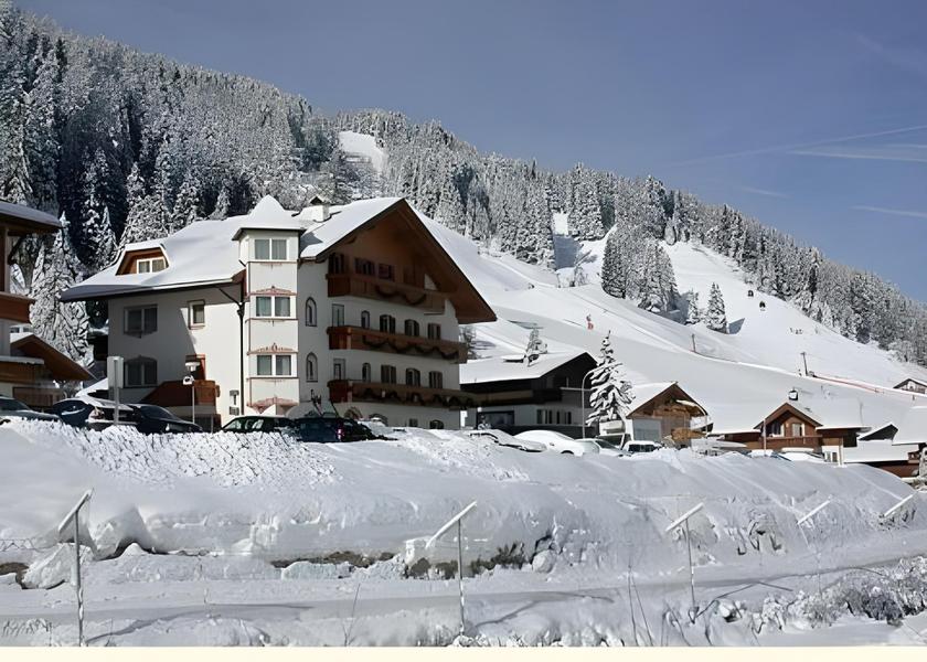 Trentino-Alto Adige Selva di Val Gardena Surrounding environment