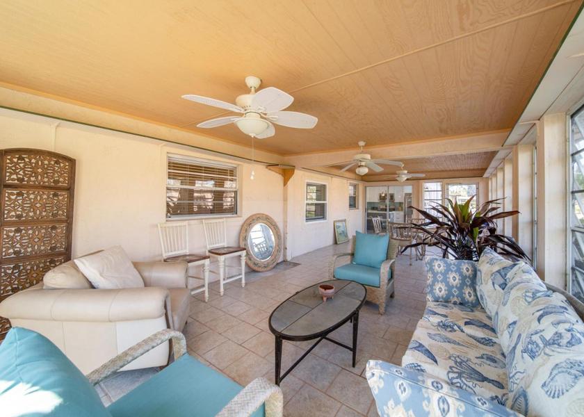 Florida Fort Myers Public Areas