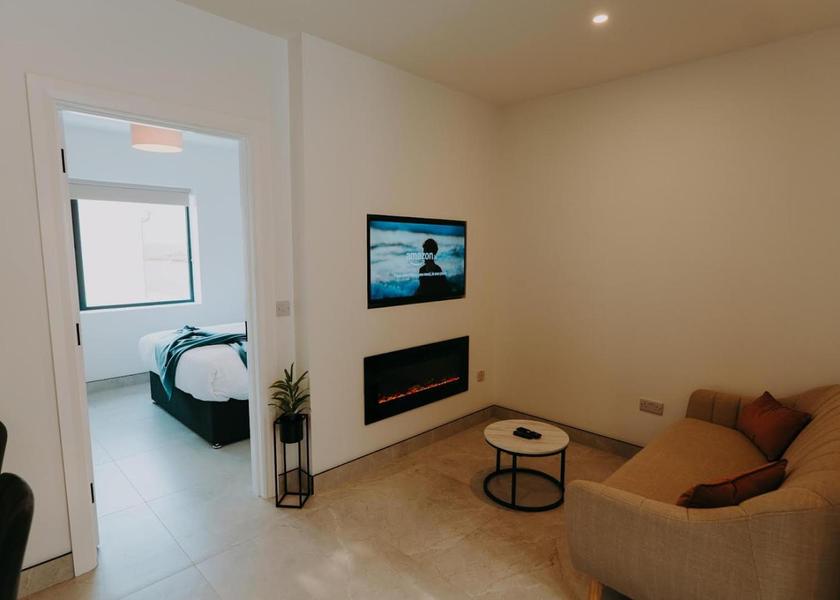 Shared lounge/TV area