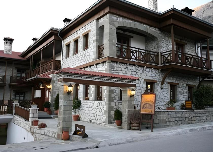 Thessaly Pyli Exterior view