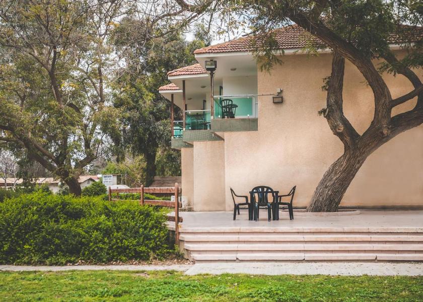Southern Ramat Negev Exterior view