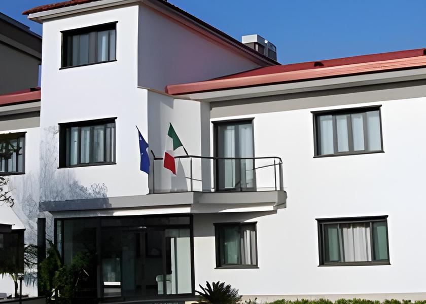 Campania Casoria Exterior view