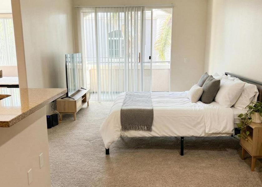California Marina del Rey One-Bedroom Superior Apartment