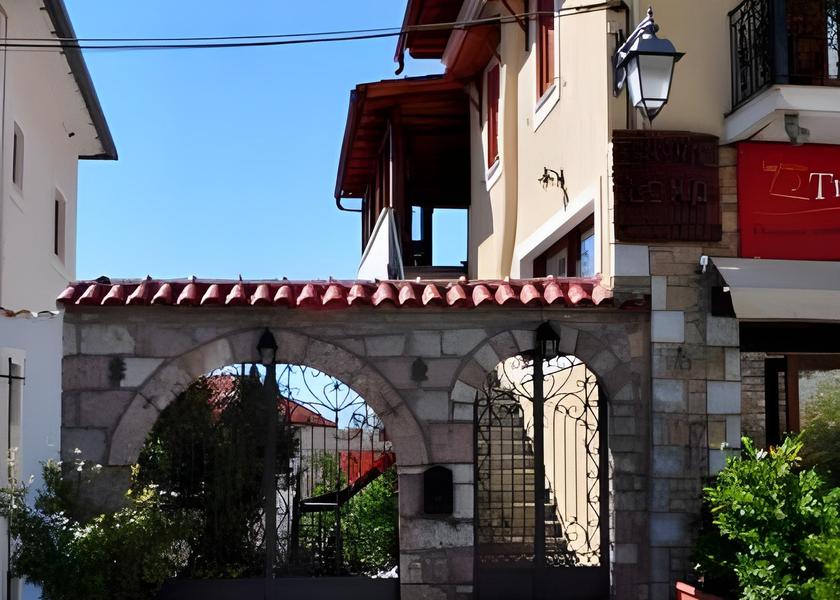 Central Greece Distomo-Arachova-Antikyra Exterior view