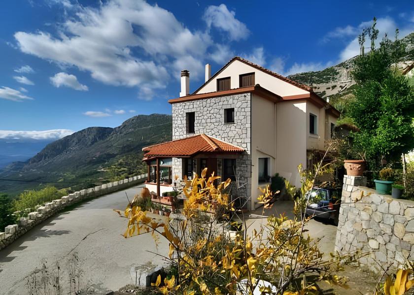 Central Greece Distomo-Arachova-Antikyra Exterior view